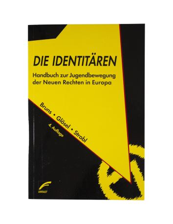 Refugees Welcome - Sticker - @ No Borders