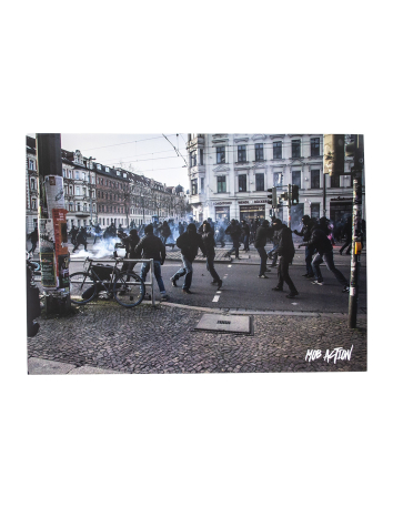 Wasserwerfer - Postkarte - @ No Borders