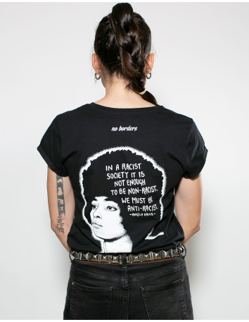 Angela Davis - Poster - @ No Borders