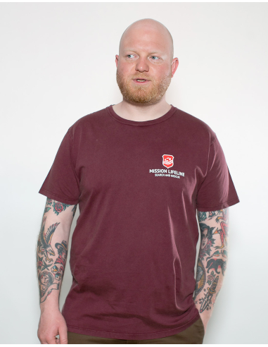 Mission Lifeline - SOLI T-Shirt - Pocket Print - Burgundy - @ No Borders