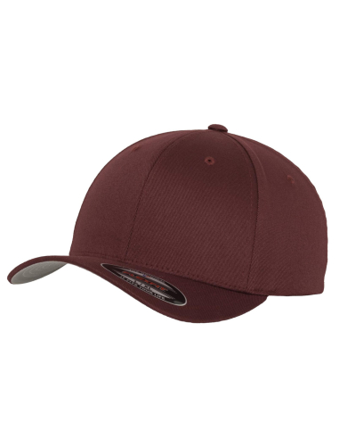 Flexfit Cap - Burgundy - @ No Borders