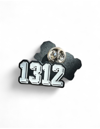 1312 - Pin - @ No Borders