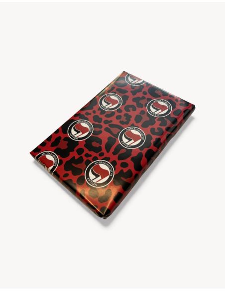 antifa-leo-geschenkpapier-rot-schwarz-verpackt antifa-leo-geschenkpapier-rot-schwarz-verpackt