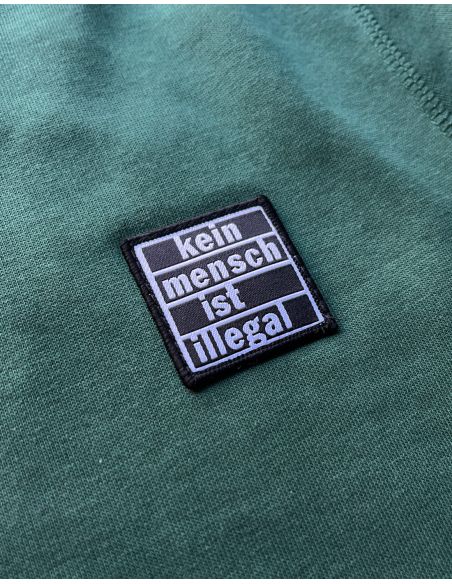 kmii-nb-sweater-bottle-green-detail