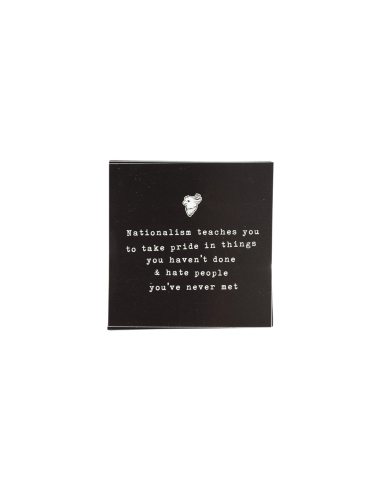 Nationalism sucks - Sticker - @ No Borders